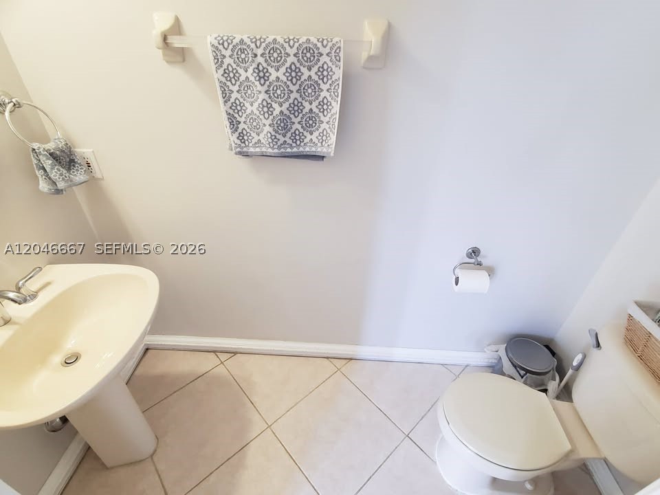 main property photo 11