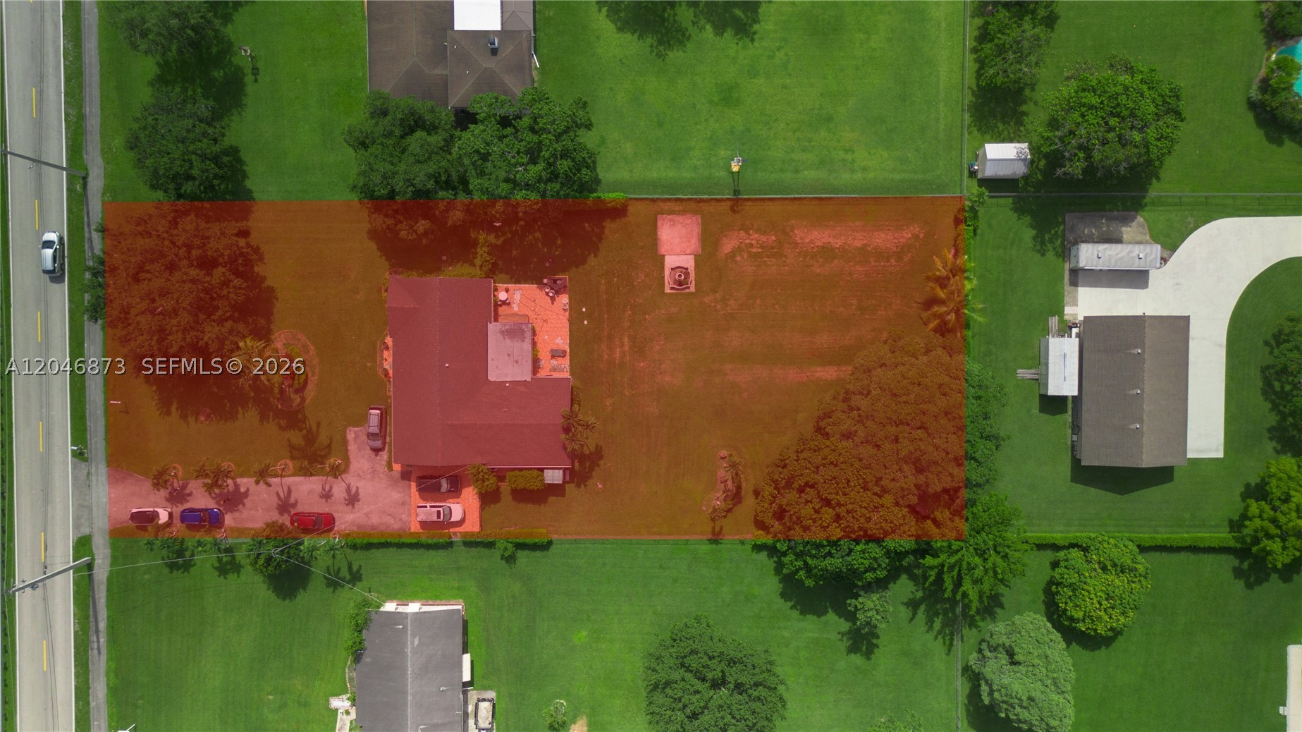 main property photo 12