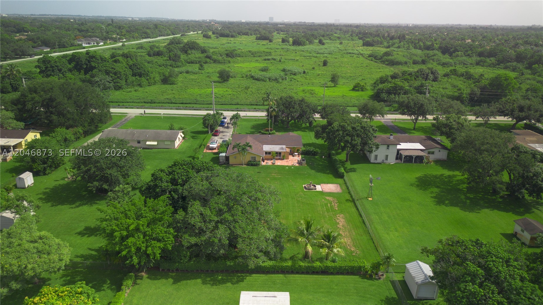 main property photo 18