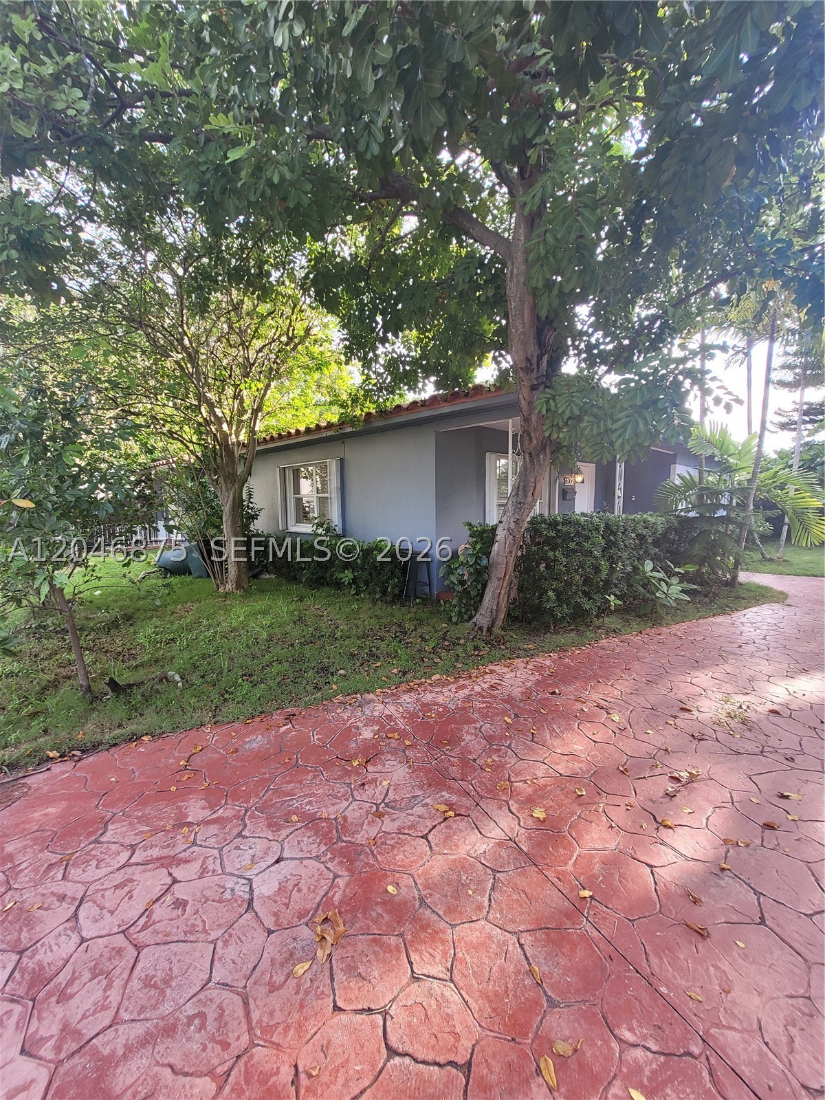 main property photo 22