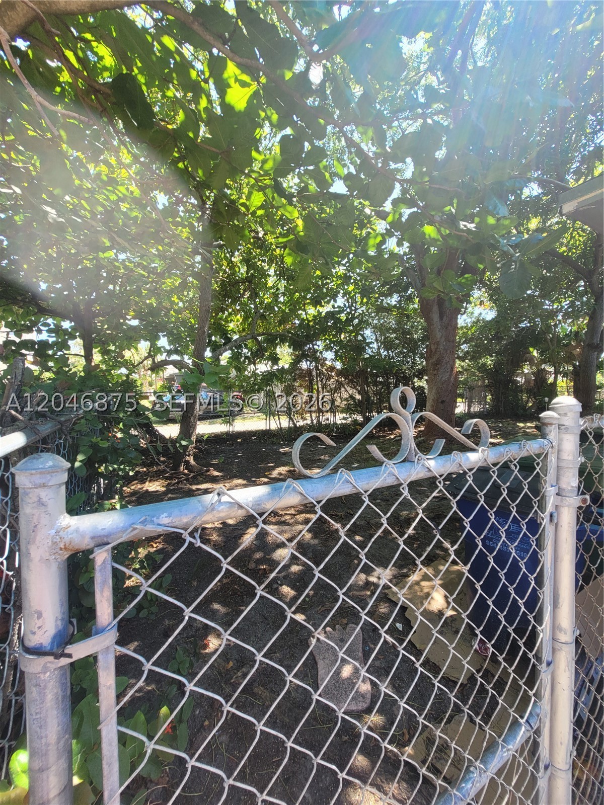 main property photo 27