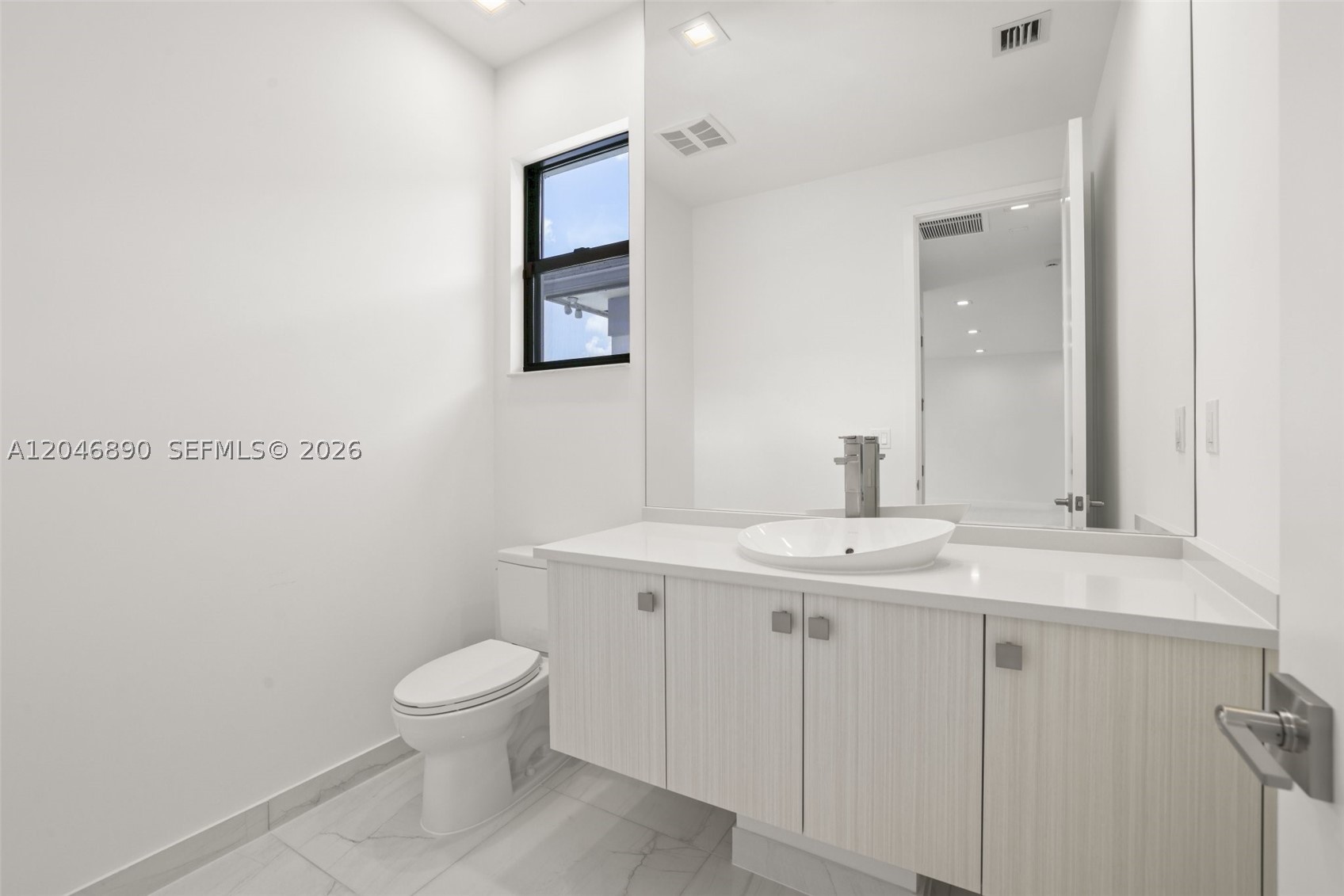 main property photo 73