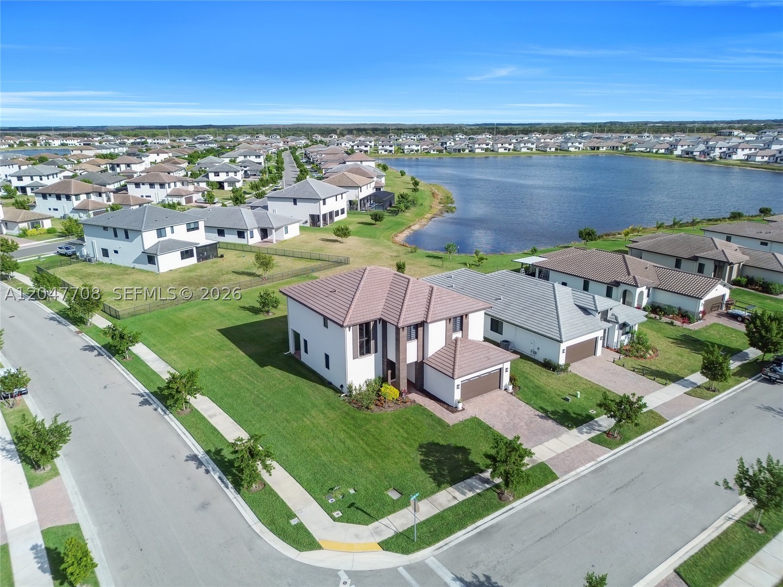 main property photo 45