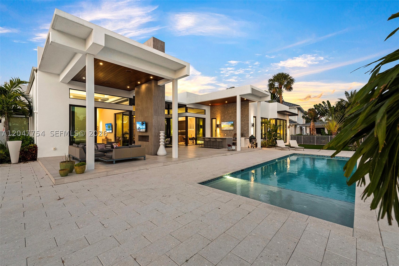 main property photo 59