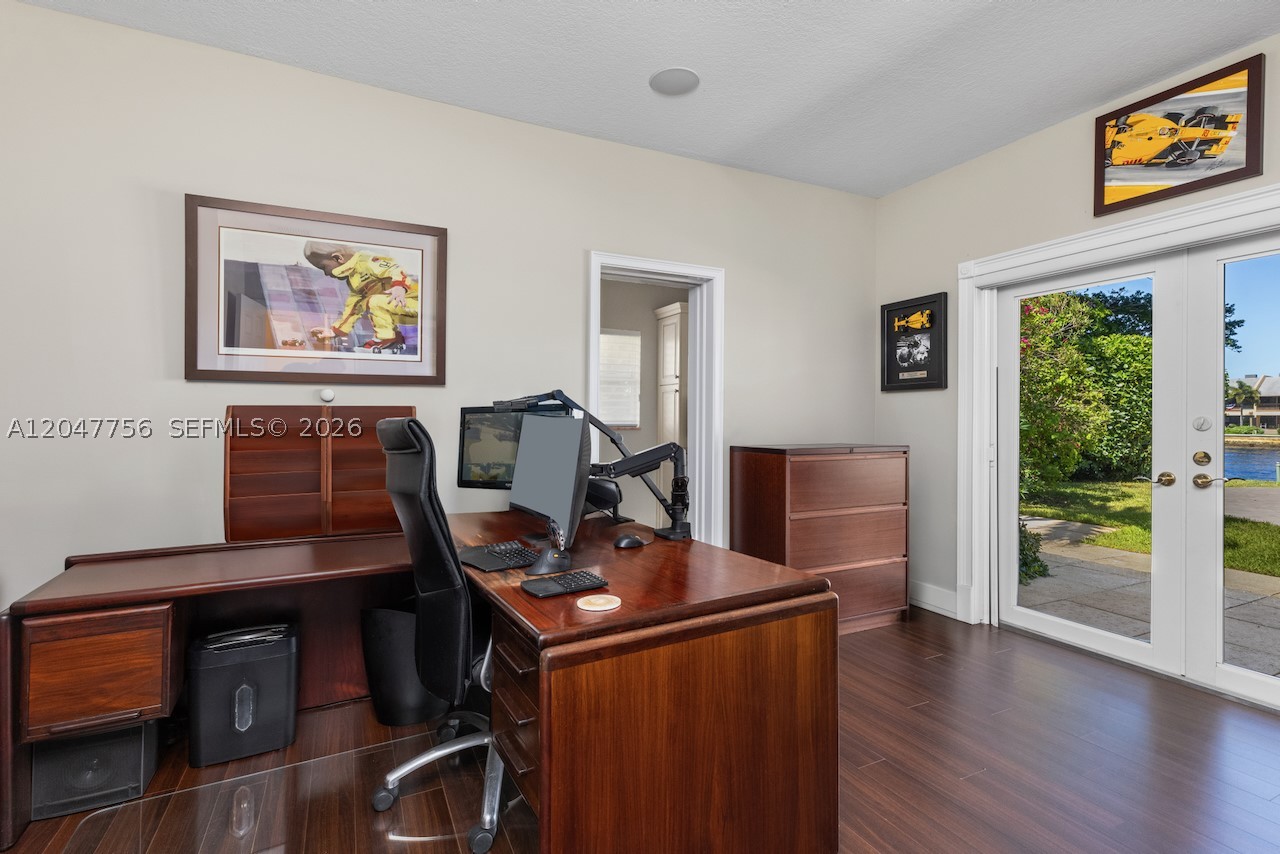 main property photo 18