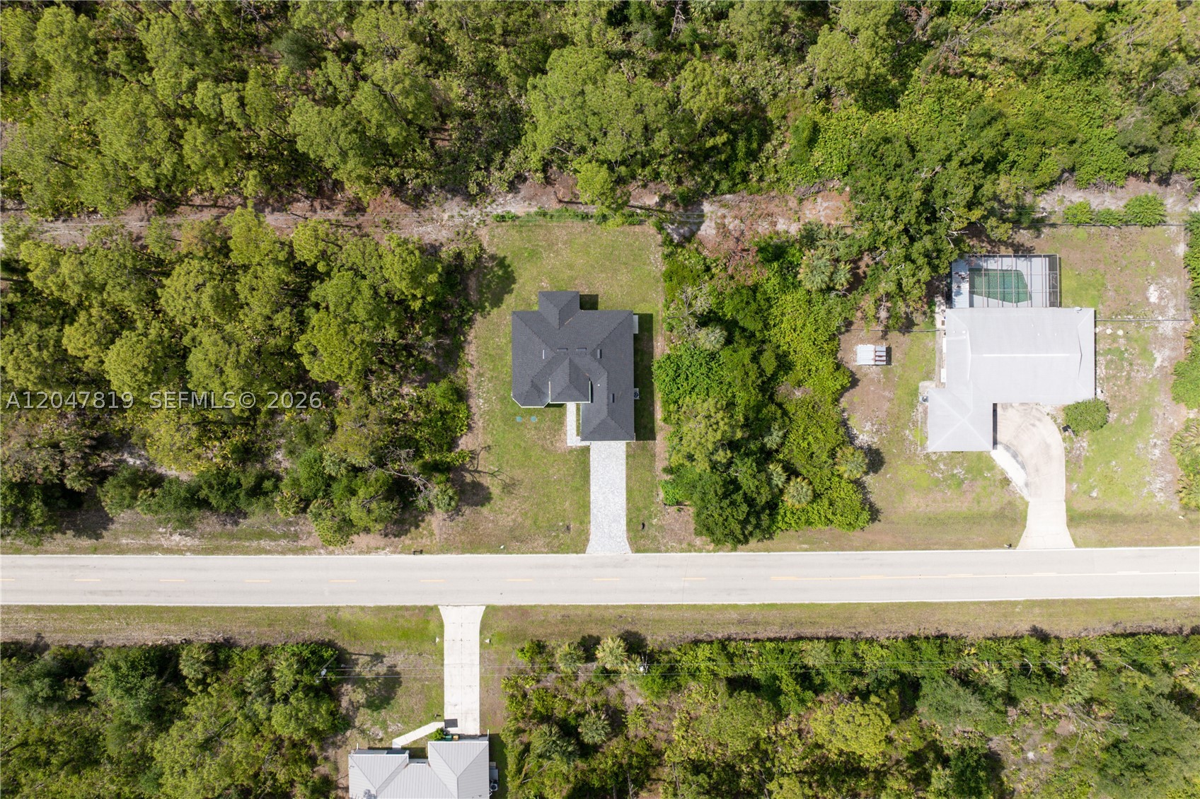 main property photo 36