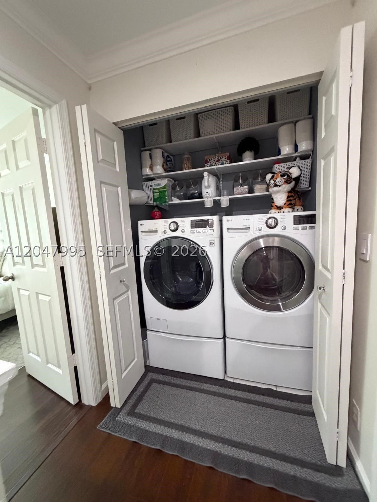 main property photo 16