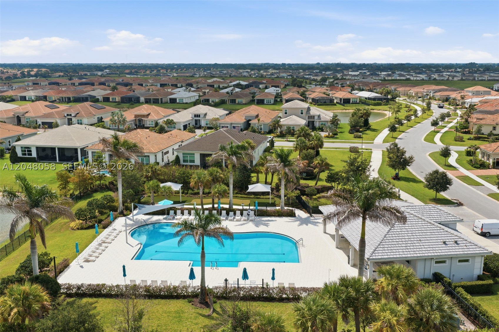 main property photo 74