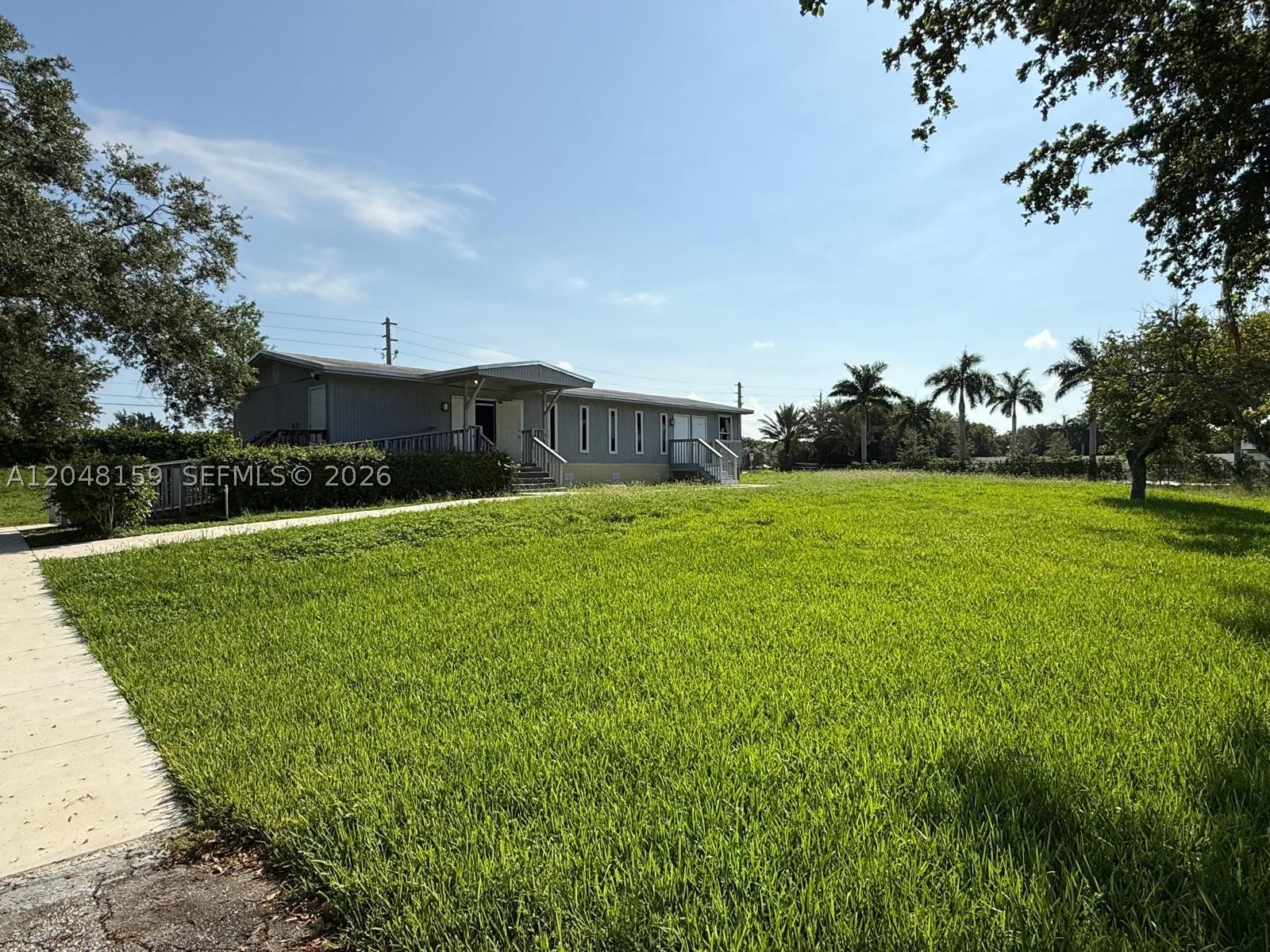 main property photo 29