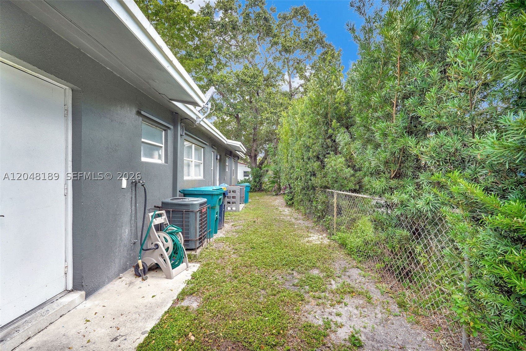 main property photo 24