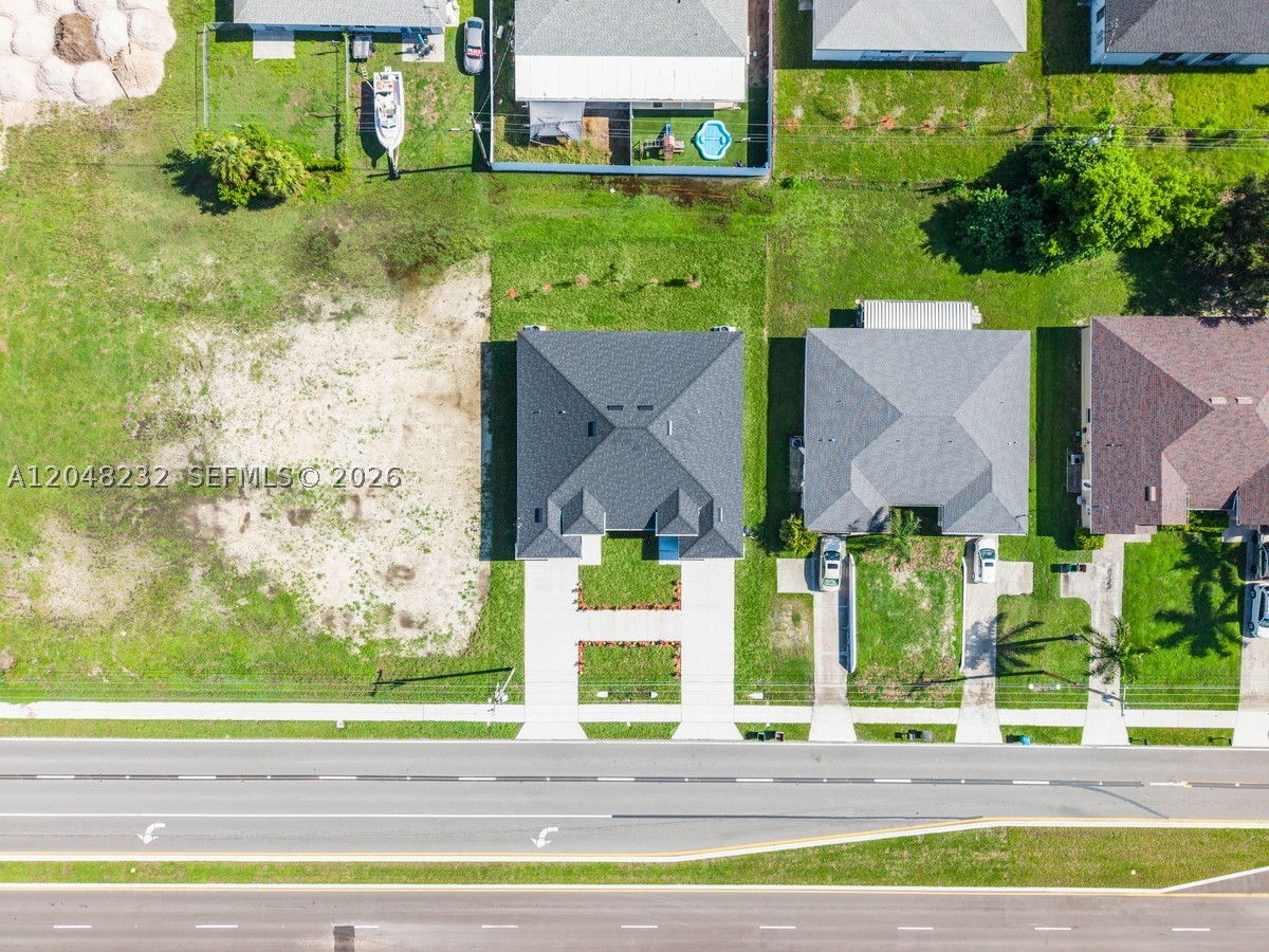 main property photo 21