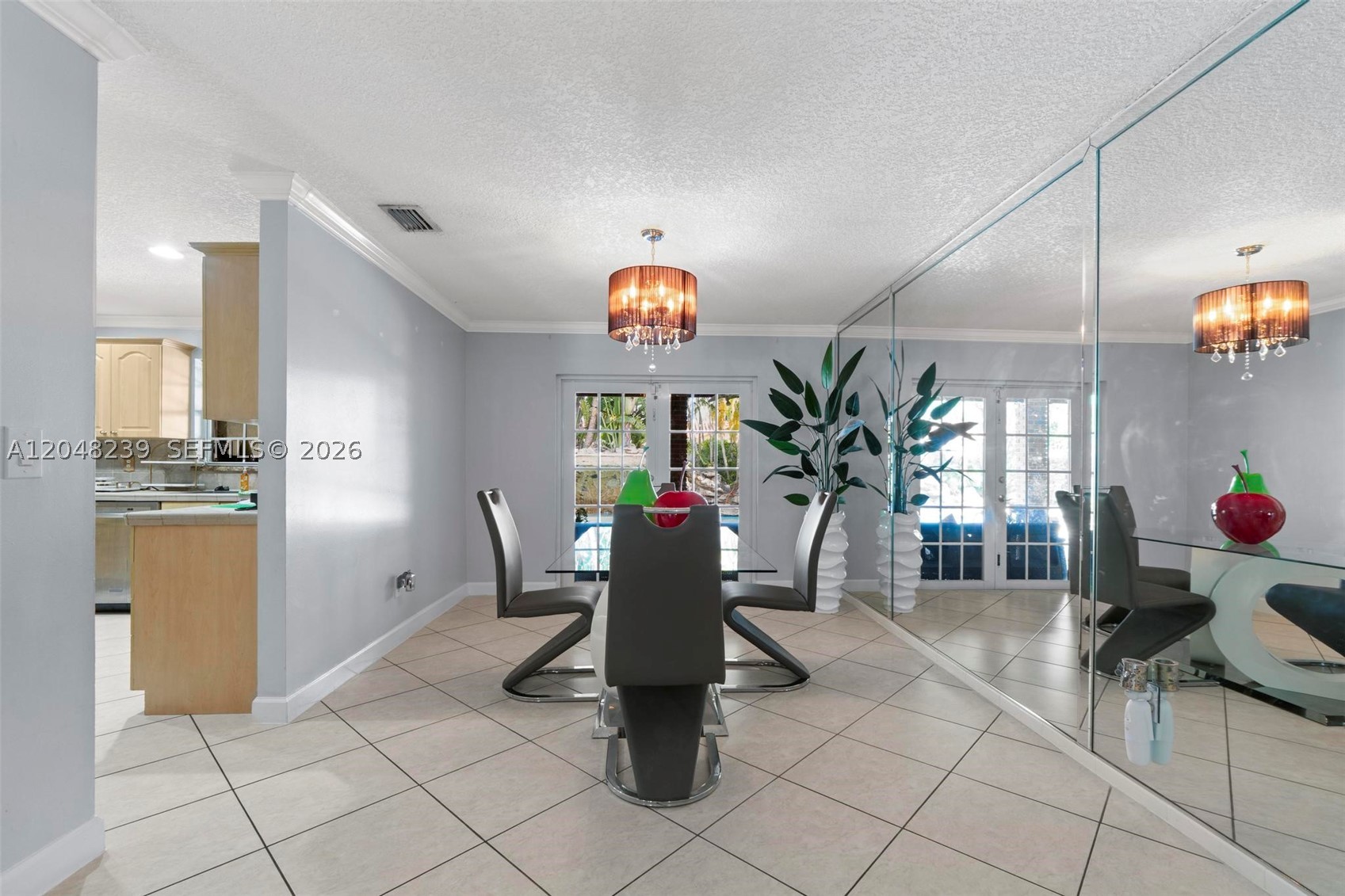 property viewer photo 10