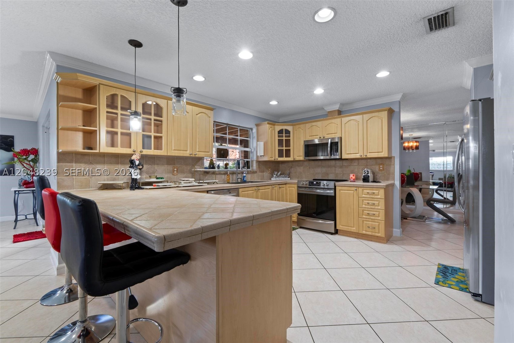 property viewer photo 15