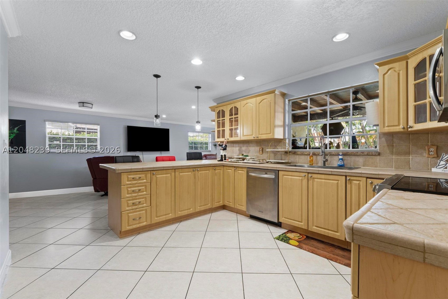property viewer photo 17