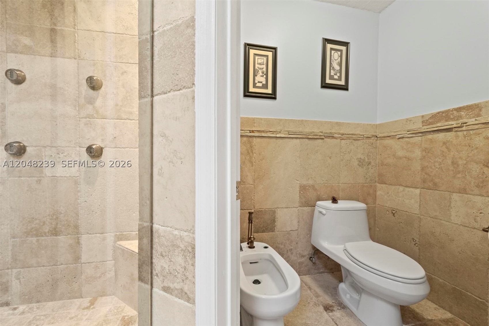 property viewer photo 26