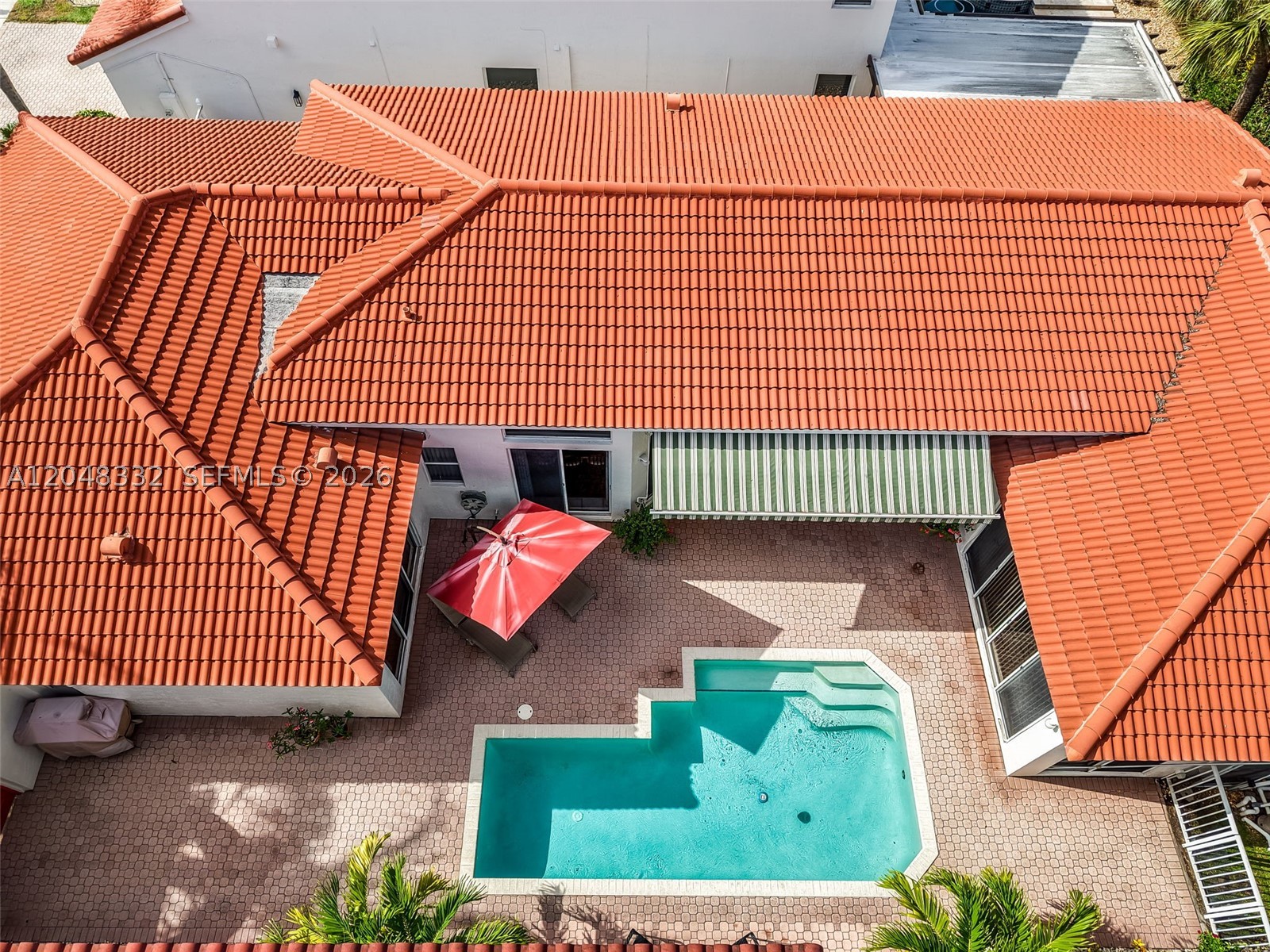 main property photo 51