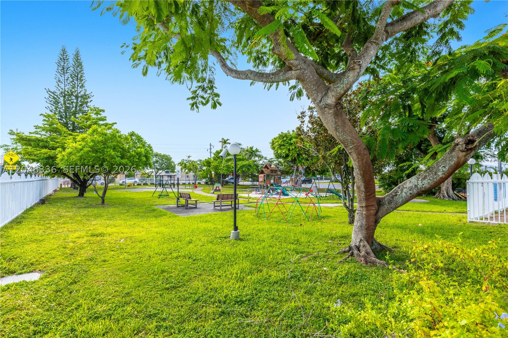 main property photo 45