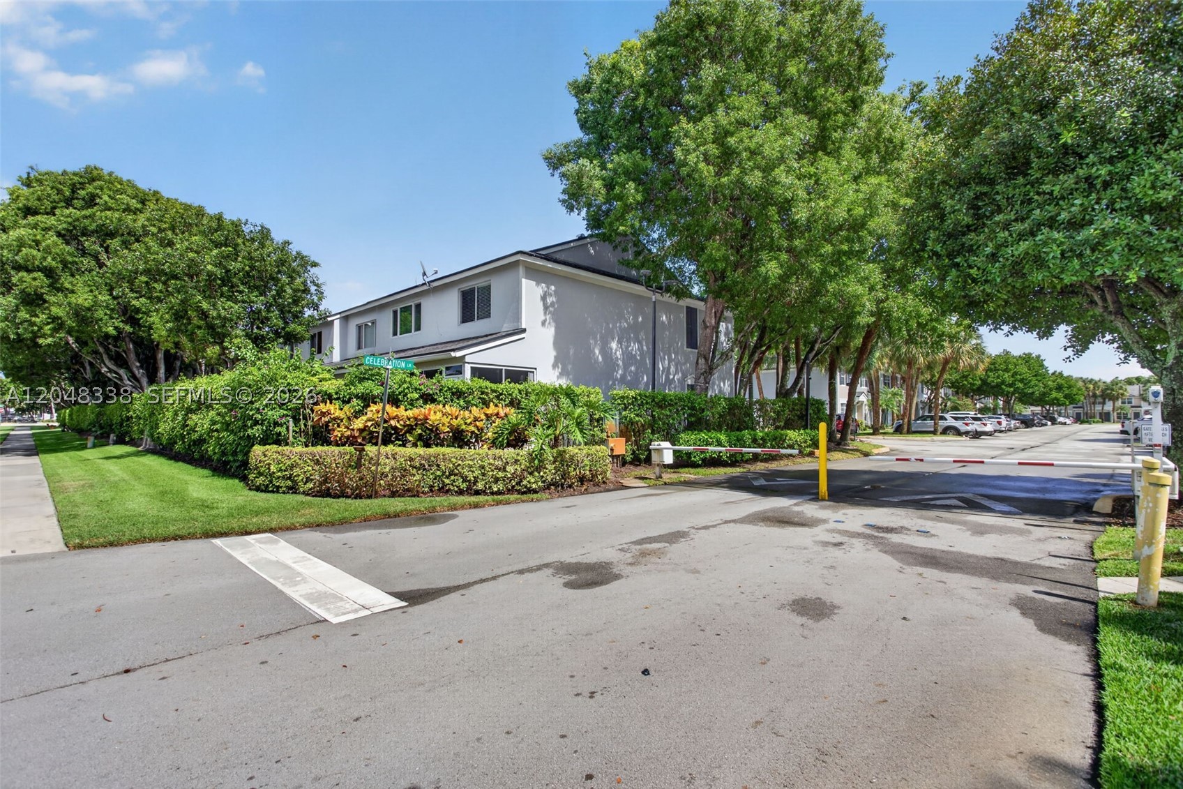 main property photo 25