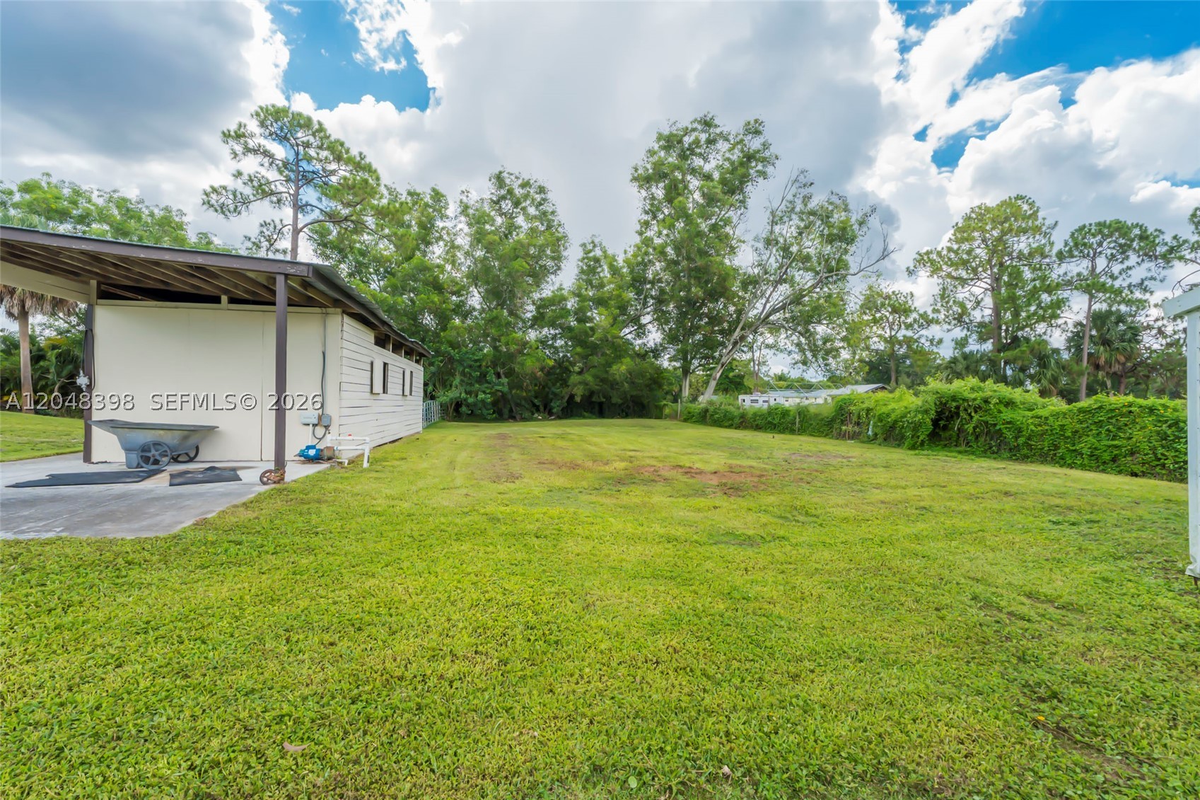 main property photo 46