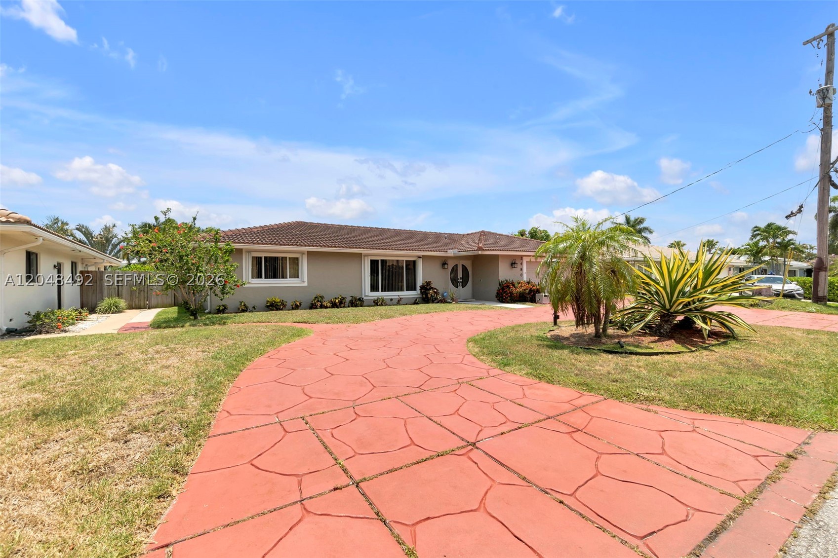 main property photo 34