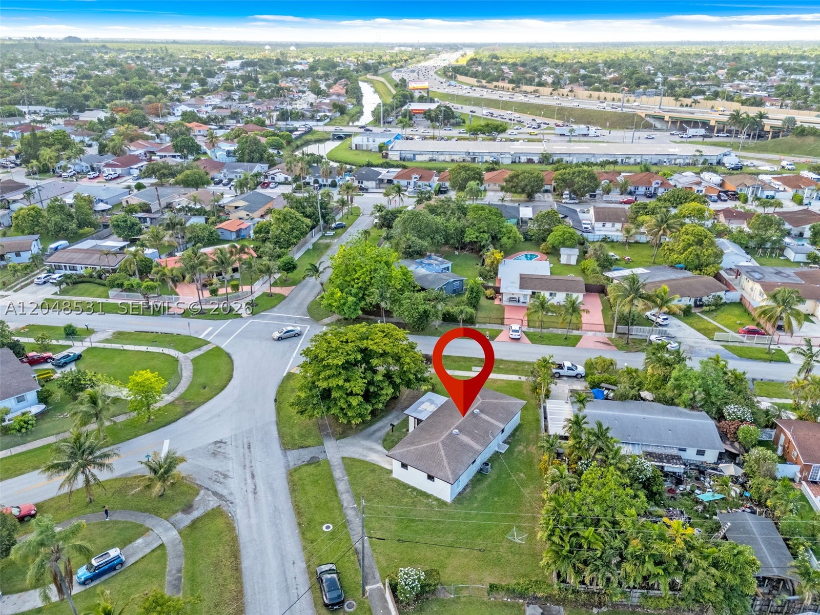 main property photo 22