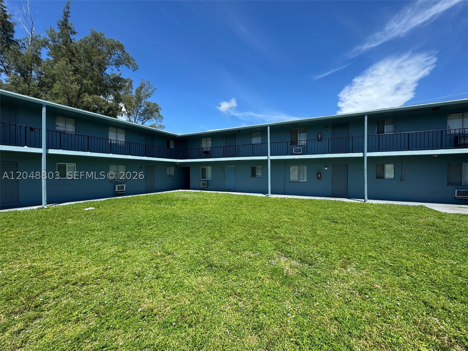 main property photo 18