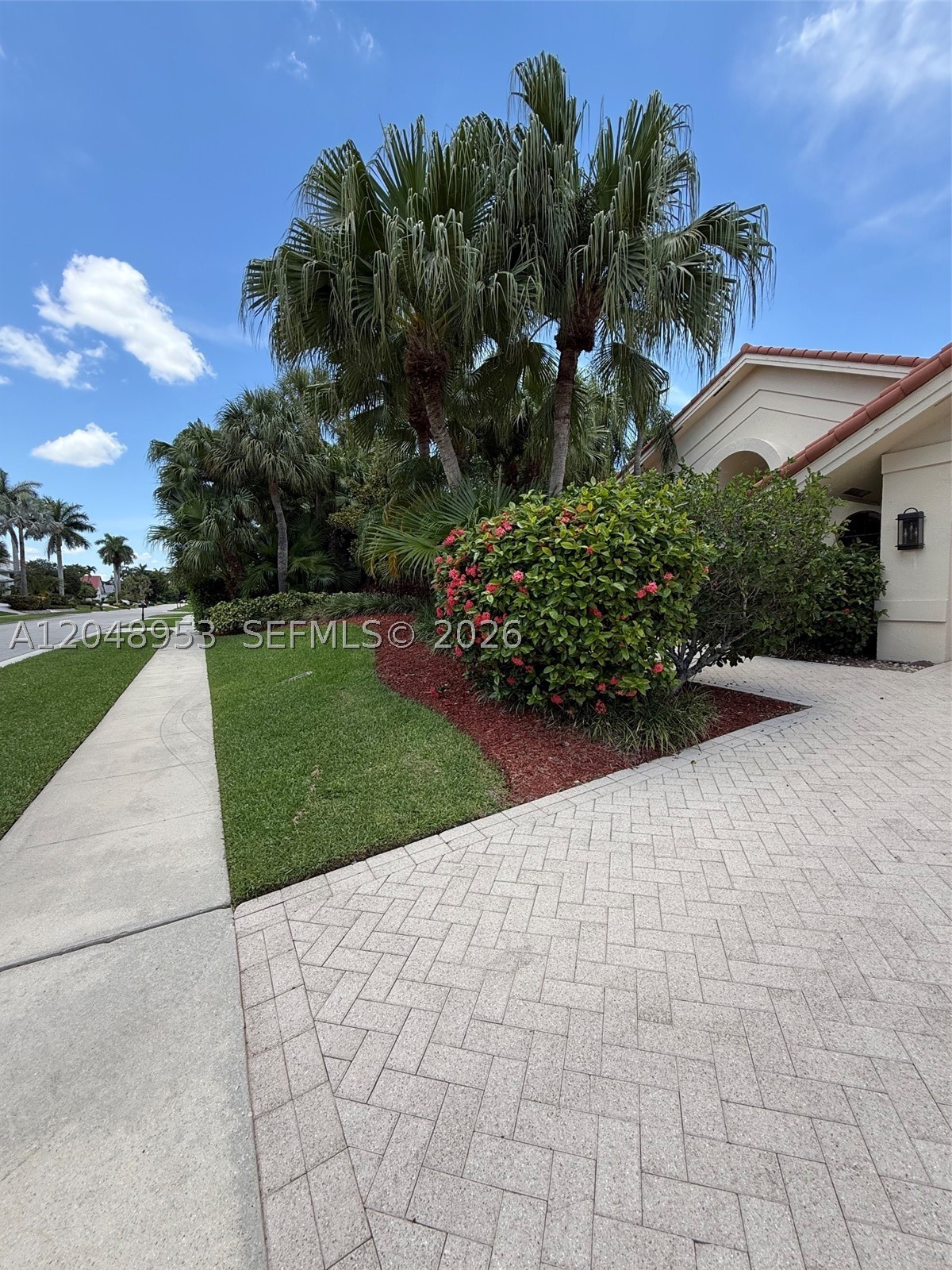 main property photo 61
