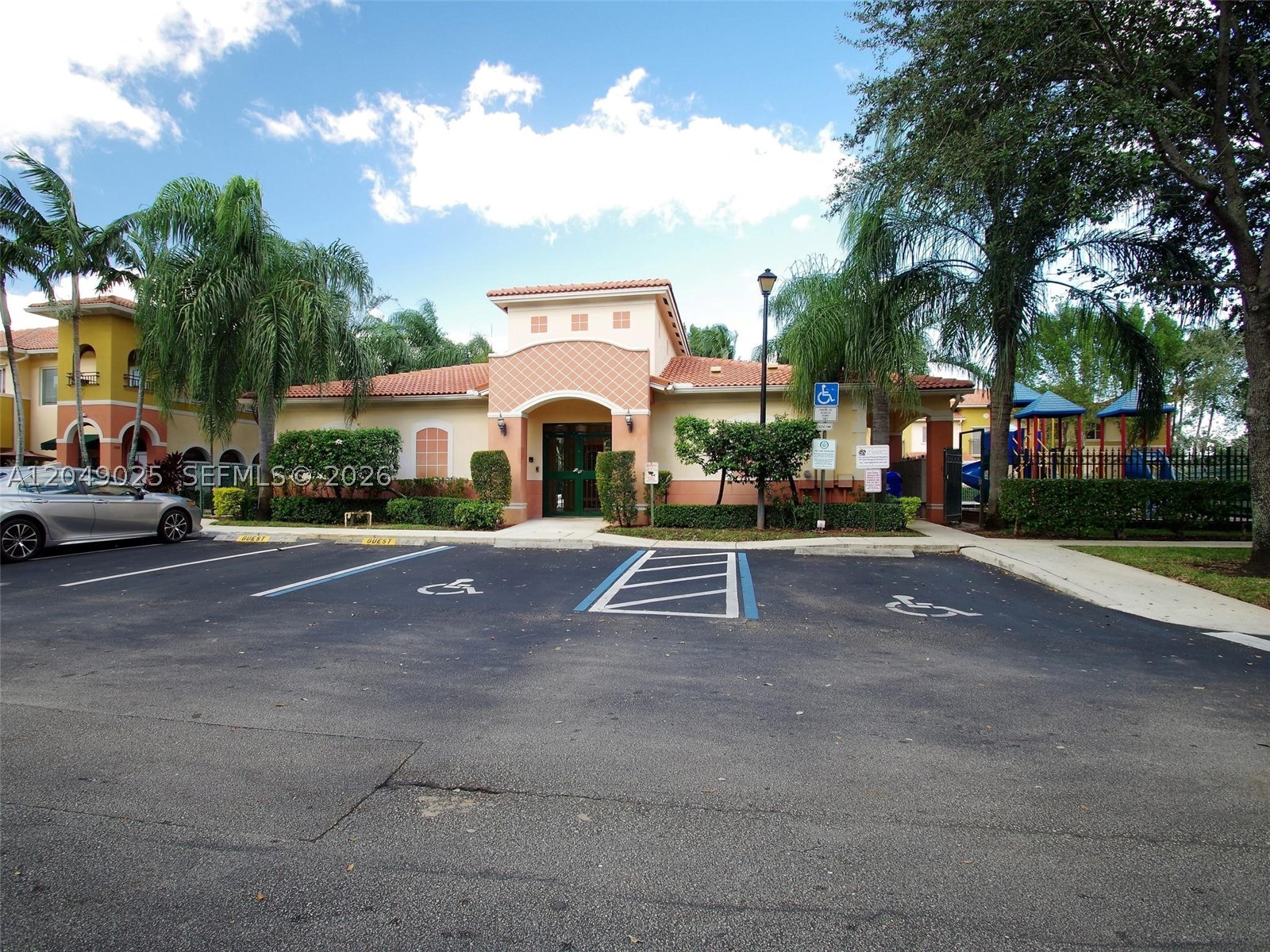 main property photo 20