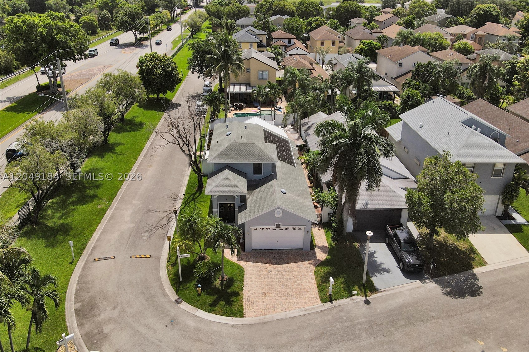 main property photo 24