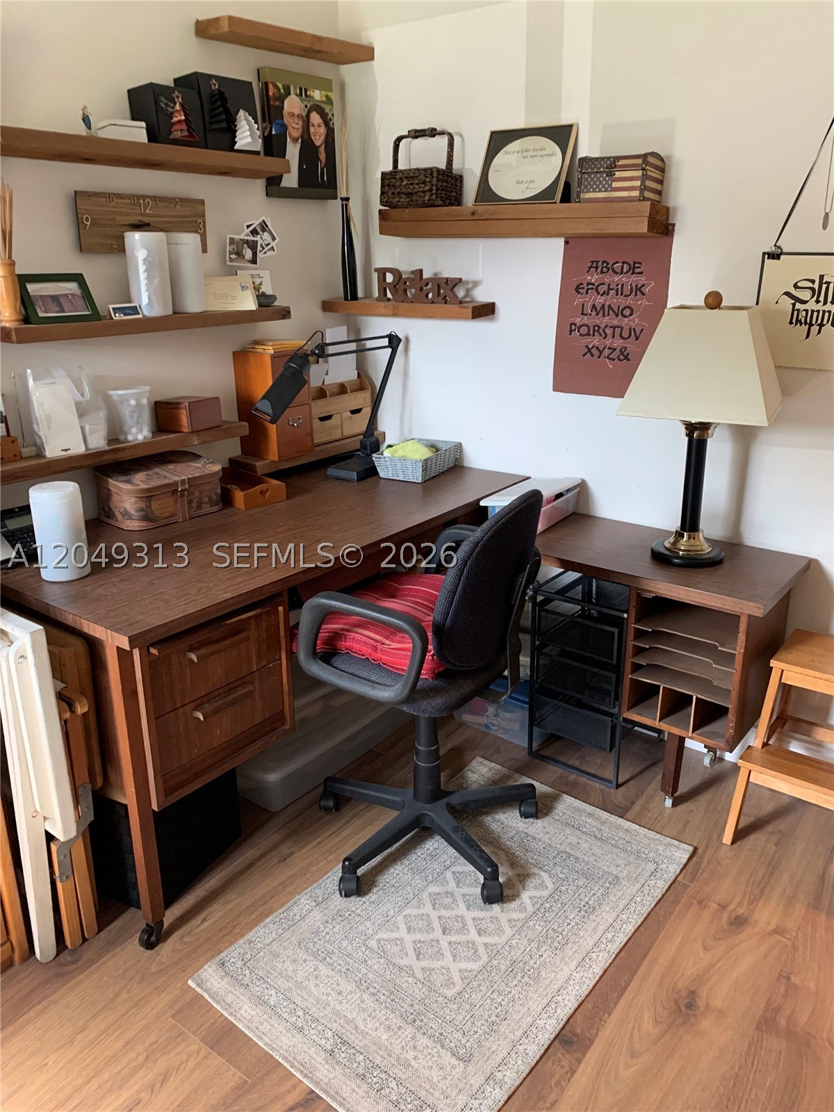 main property photo 28