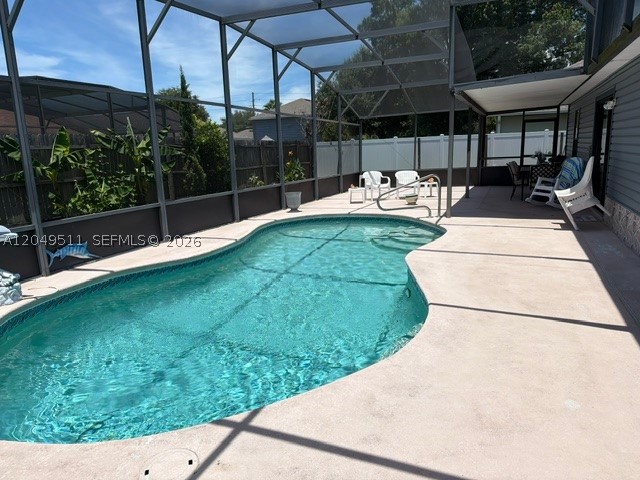 main property photo 16
