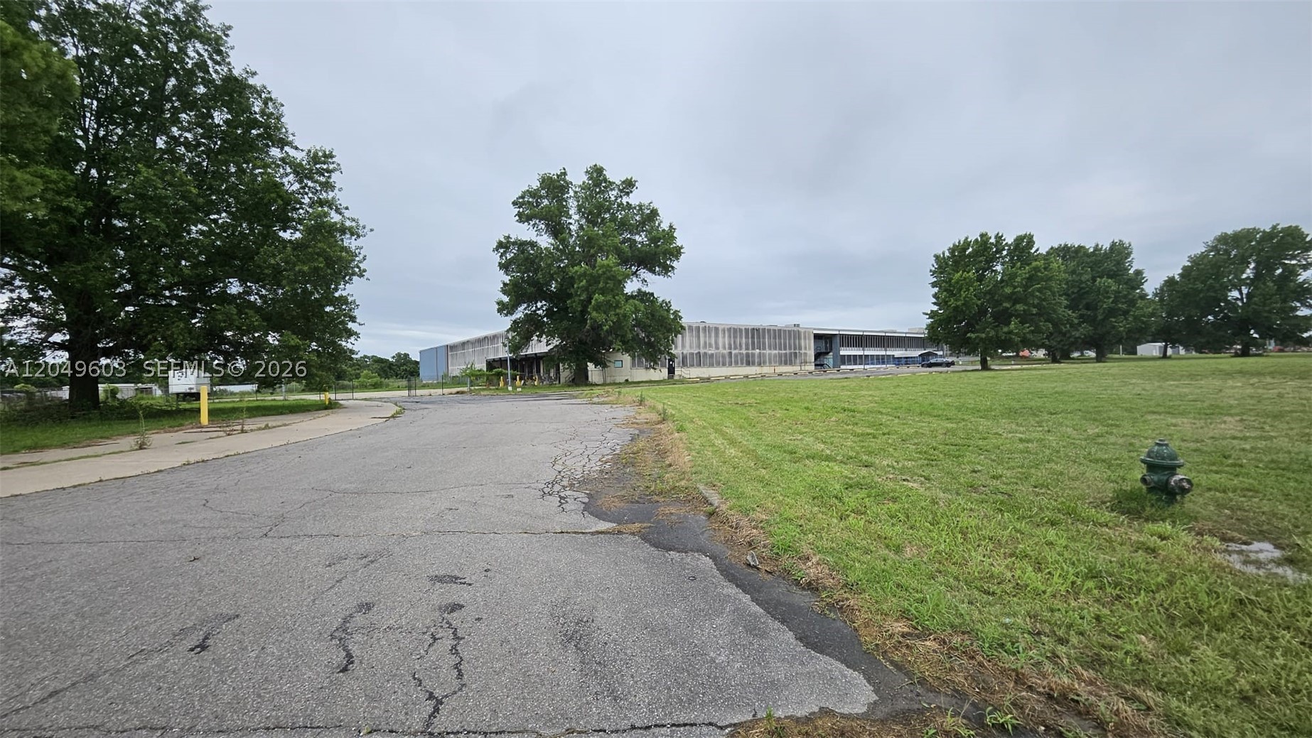 main property photo 15