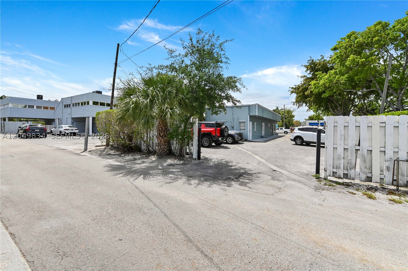 main property photo 36