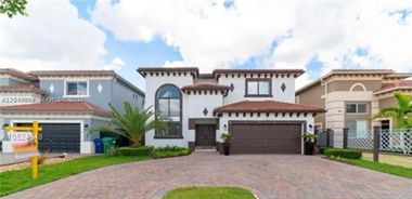 image of property with 5 Bed | 4 Bath | 2,731 Sqft