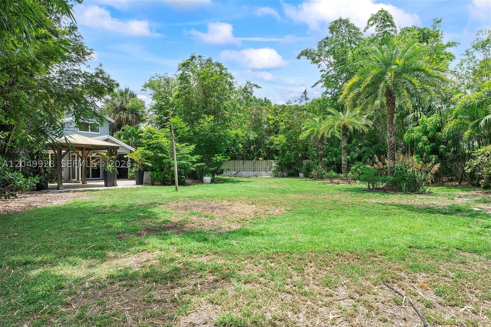 main property photo 41