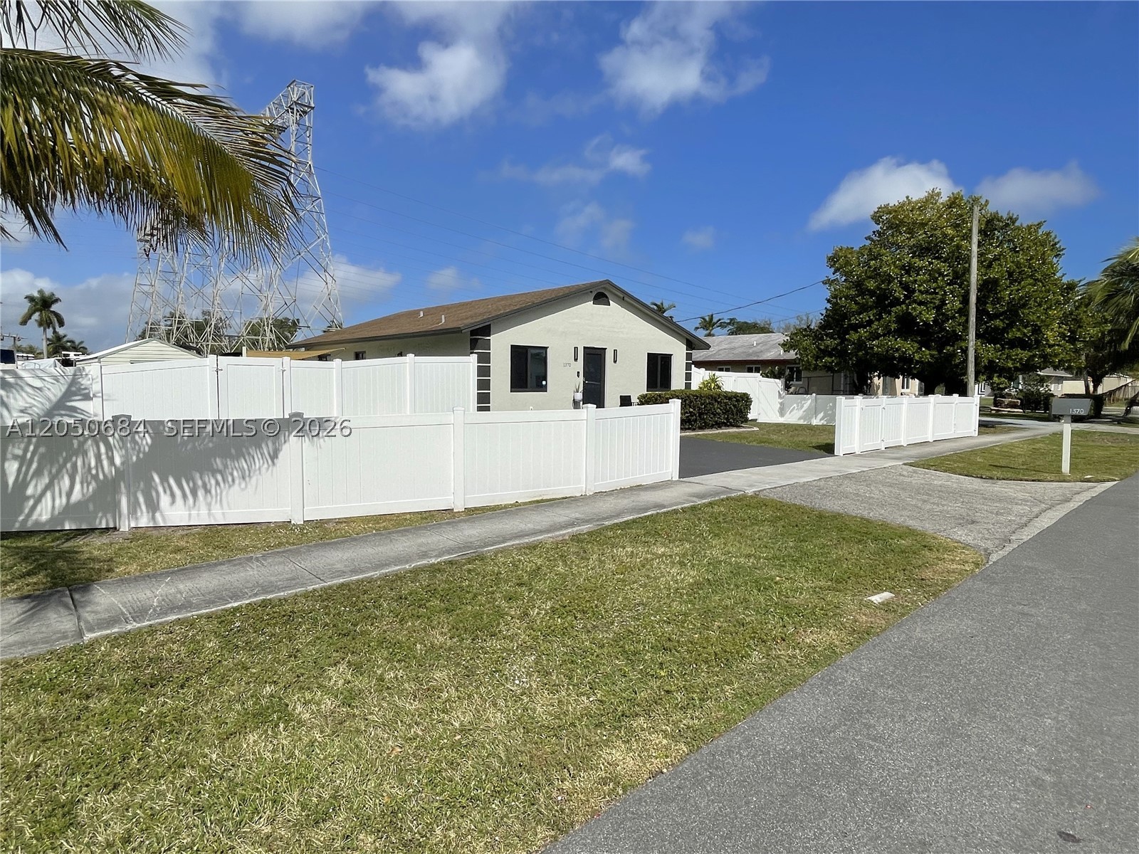 main property photo 21