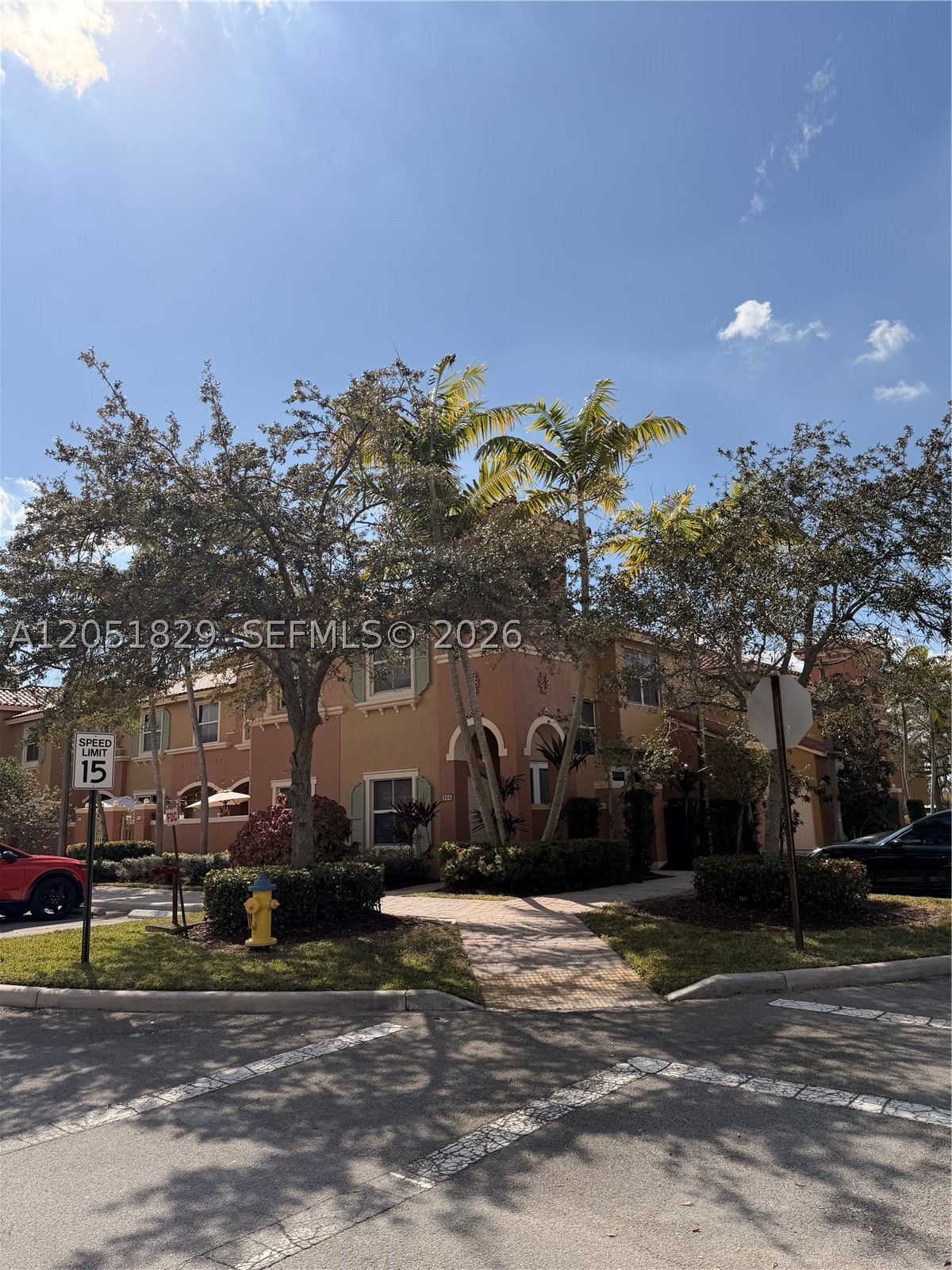main property photo 8