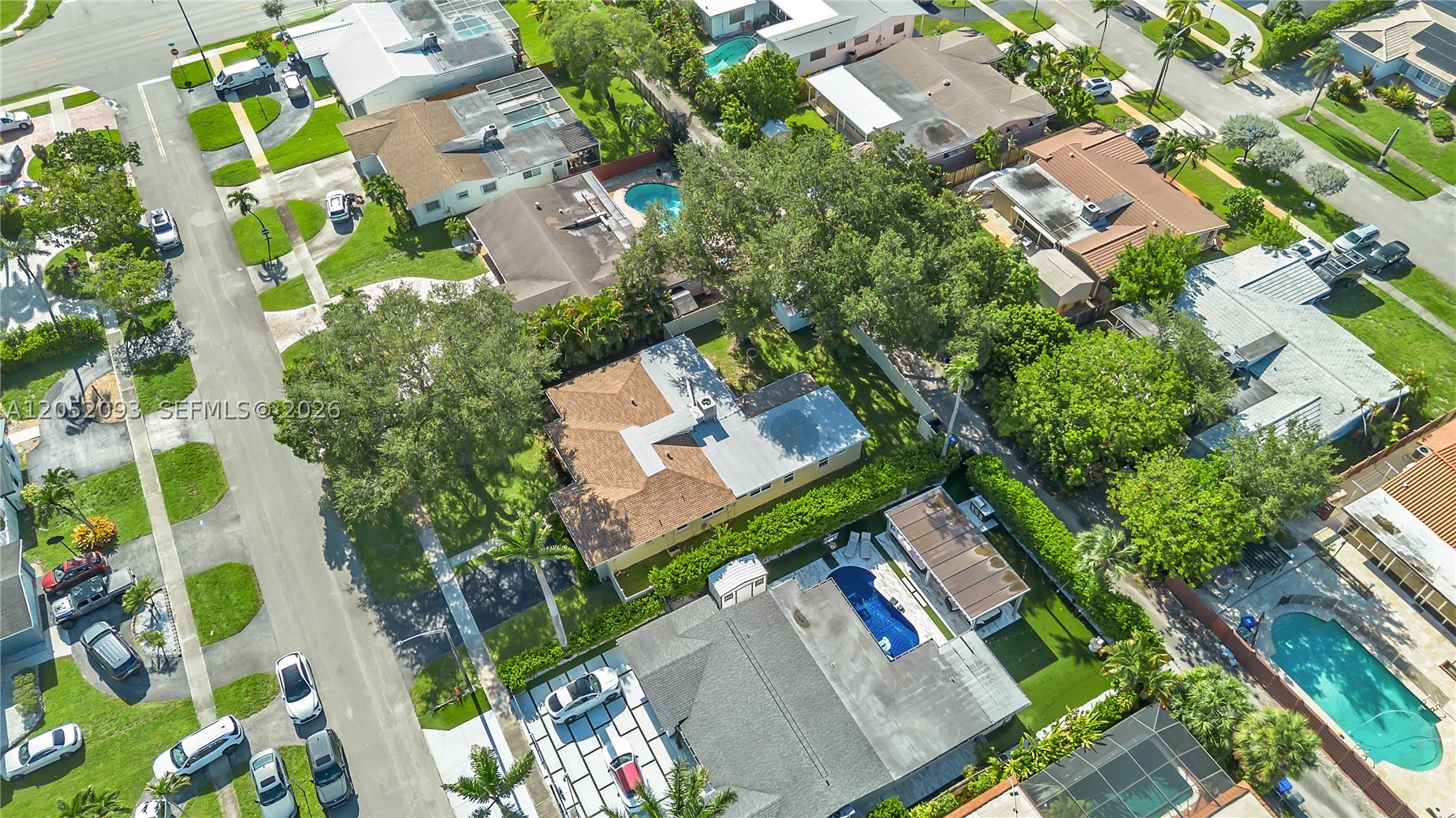 main property photo 45