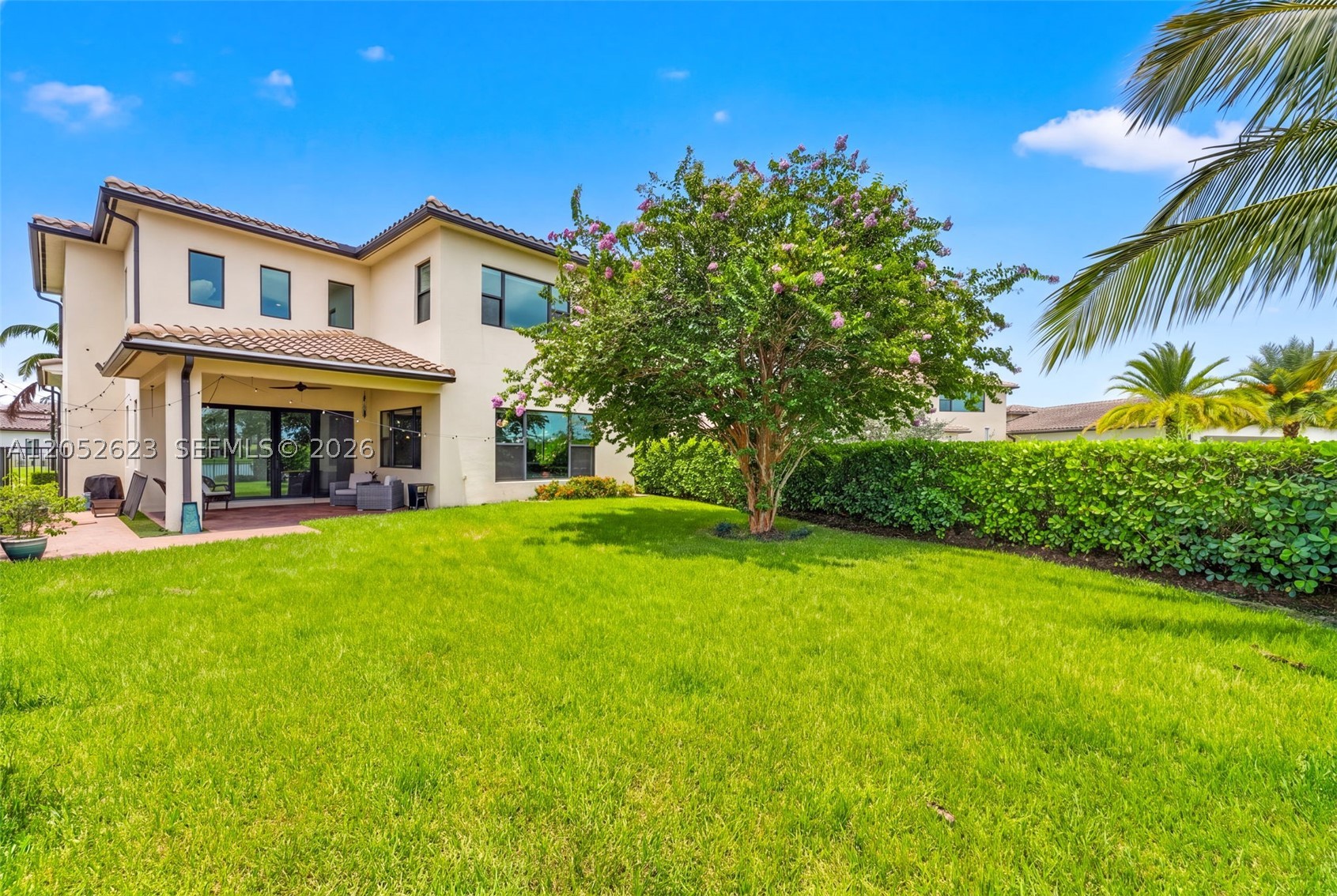 main property photo 24