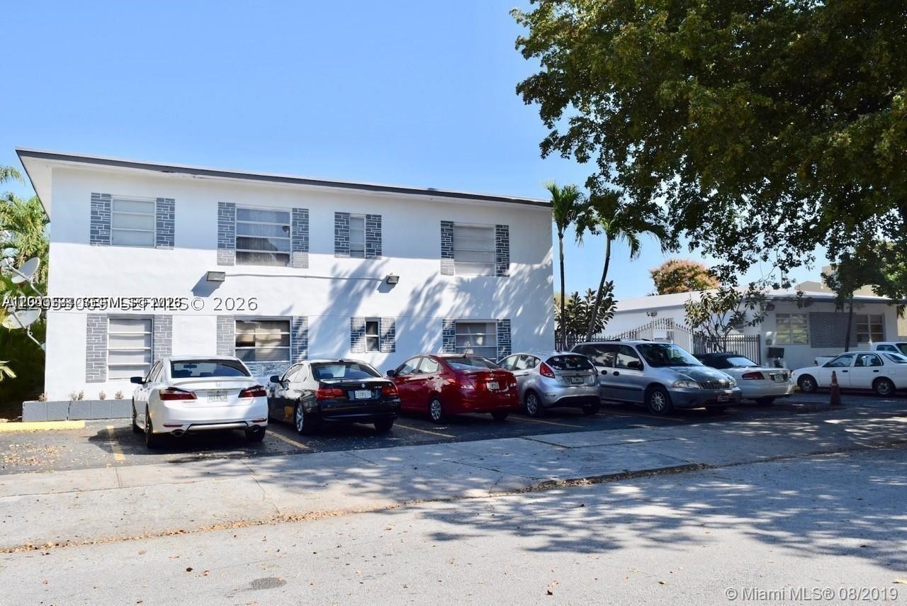 main property photo 6