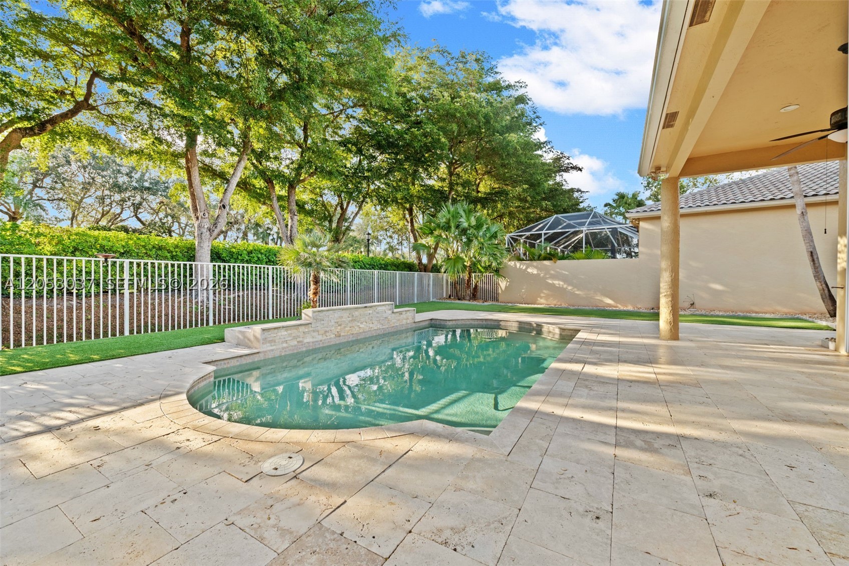 main property photo 37