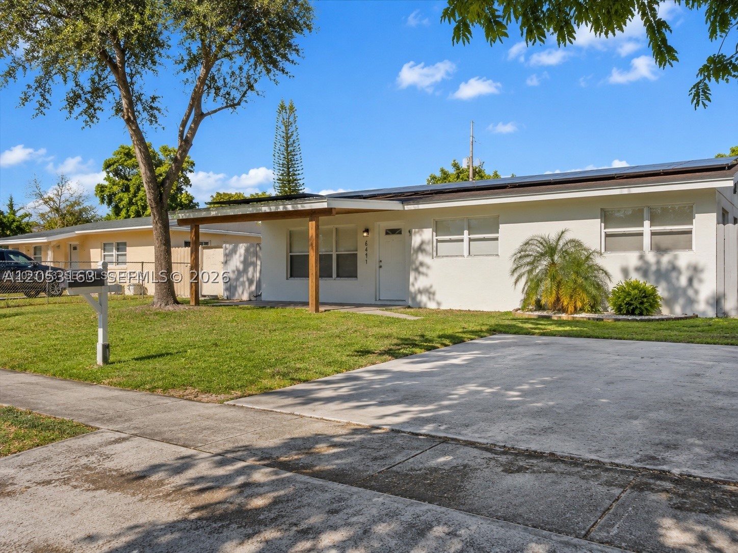 main property photo 12