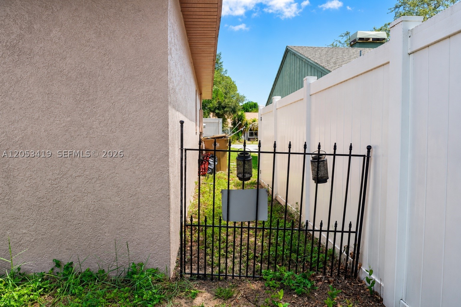 main property photo 51