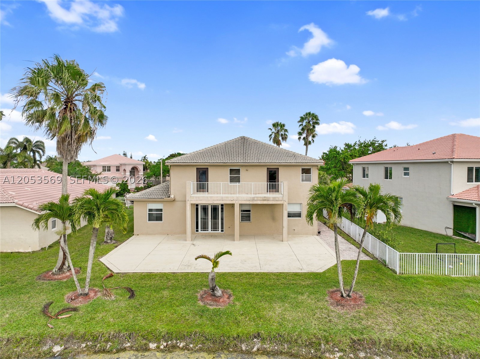 main property photo 40