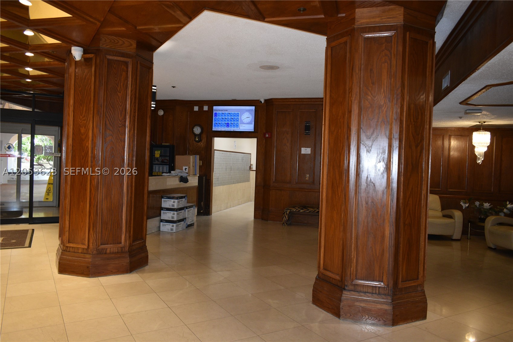 main property photo 25