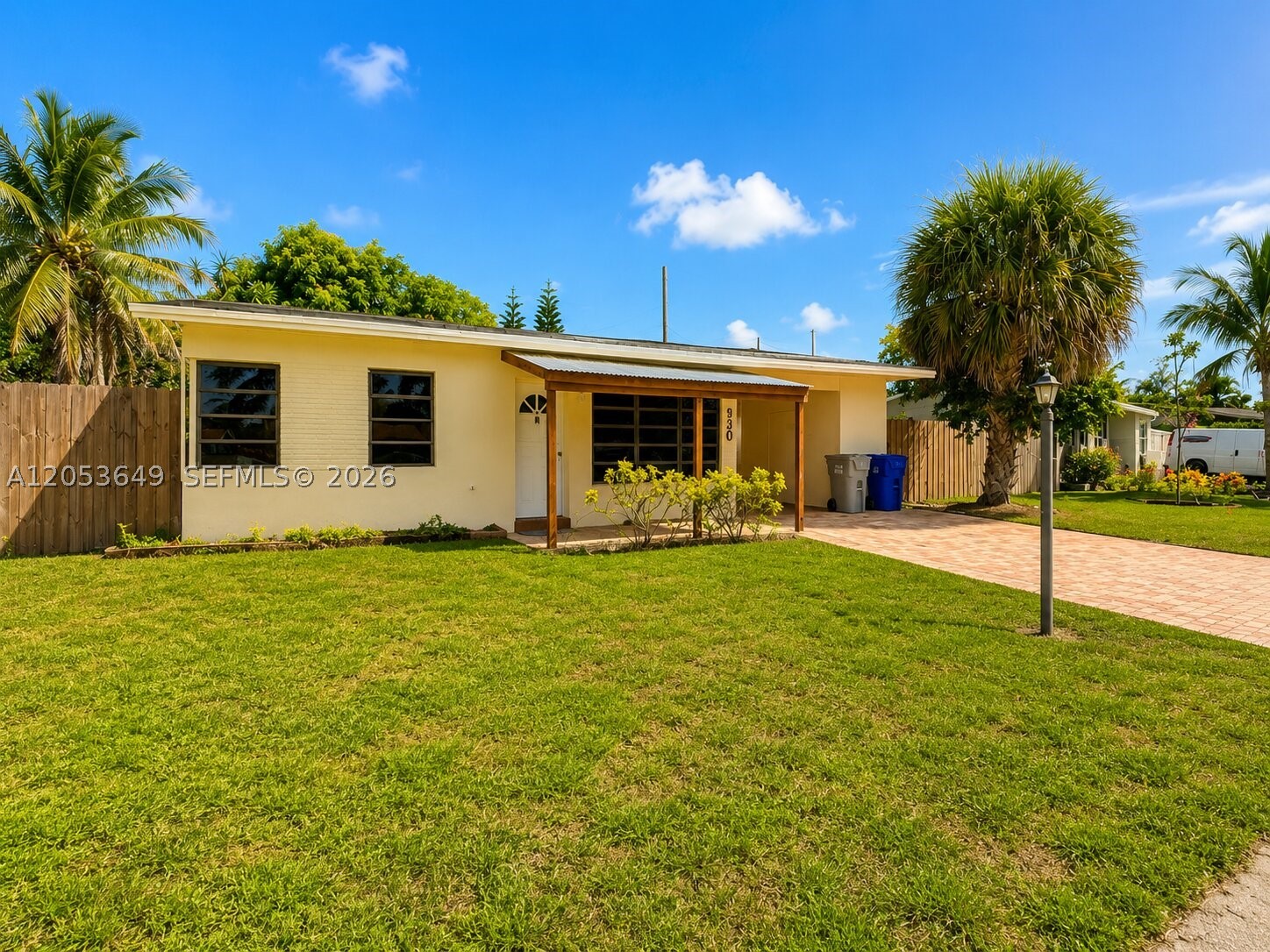 main property photo 13