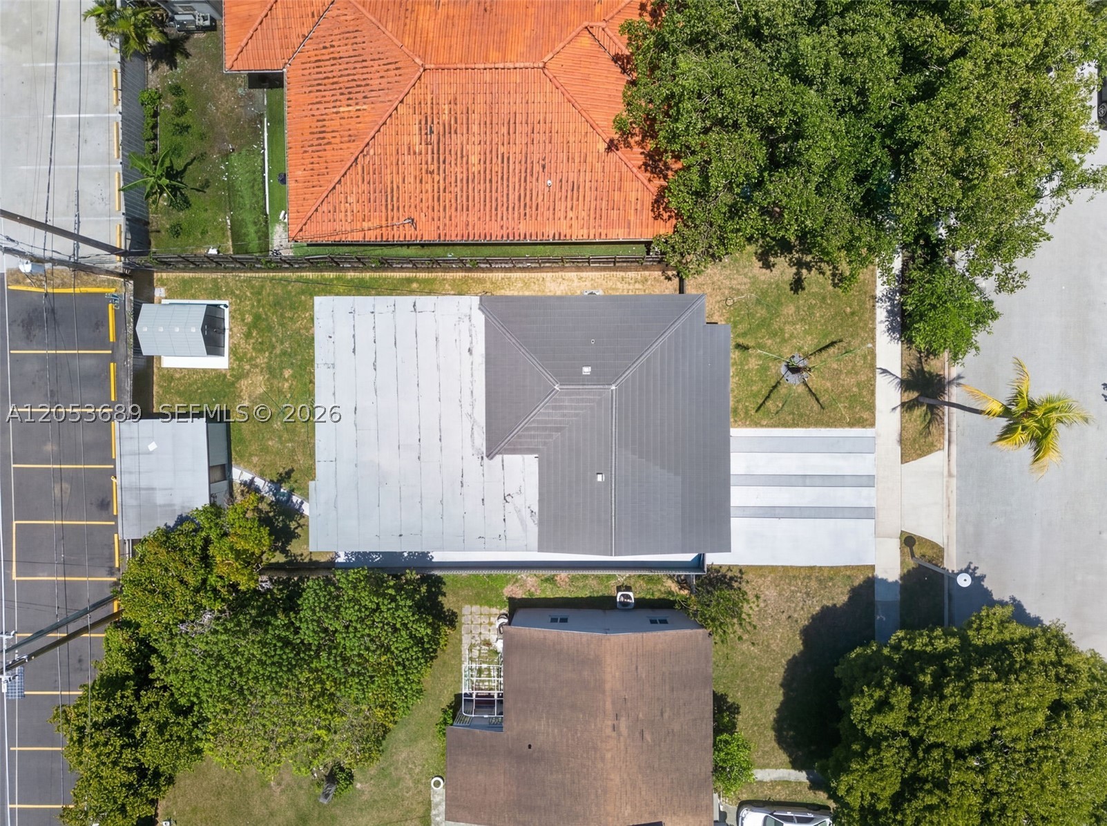 main property photo 45