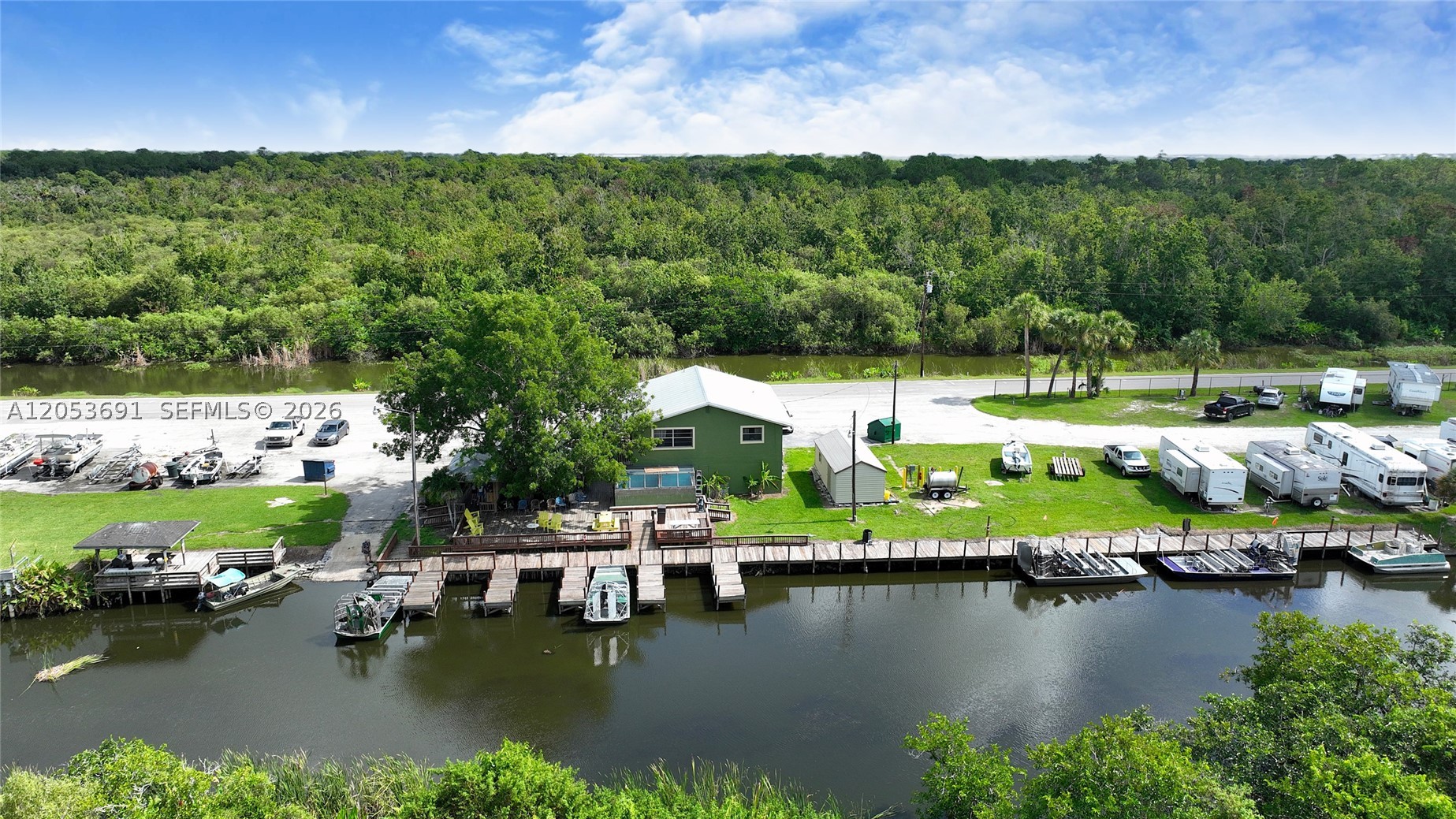 main property photo 14