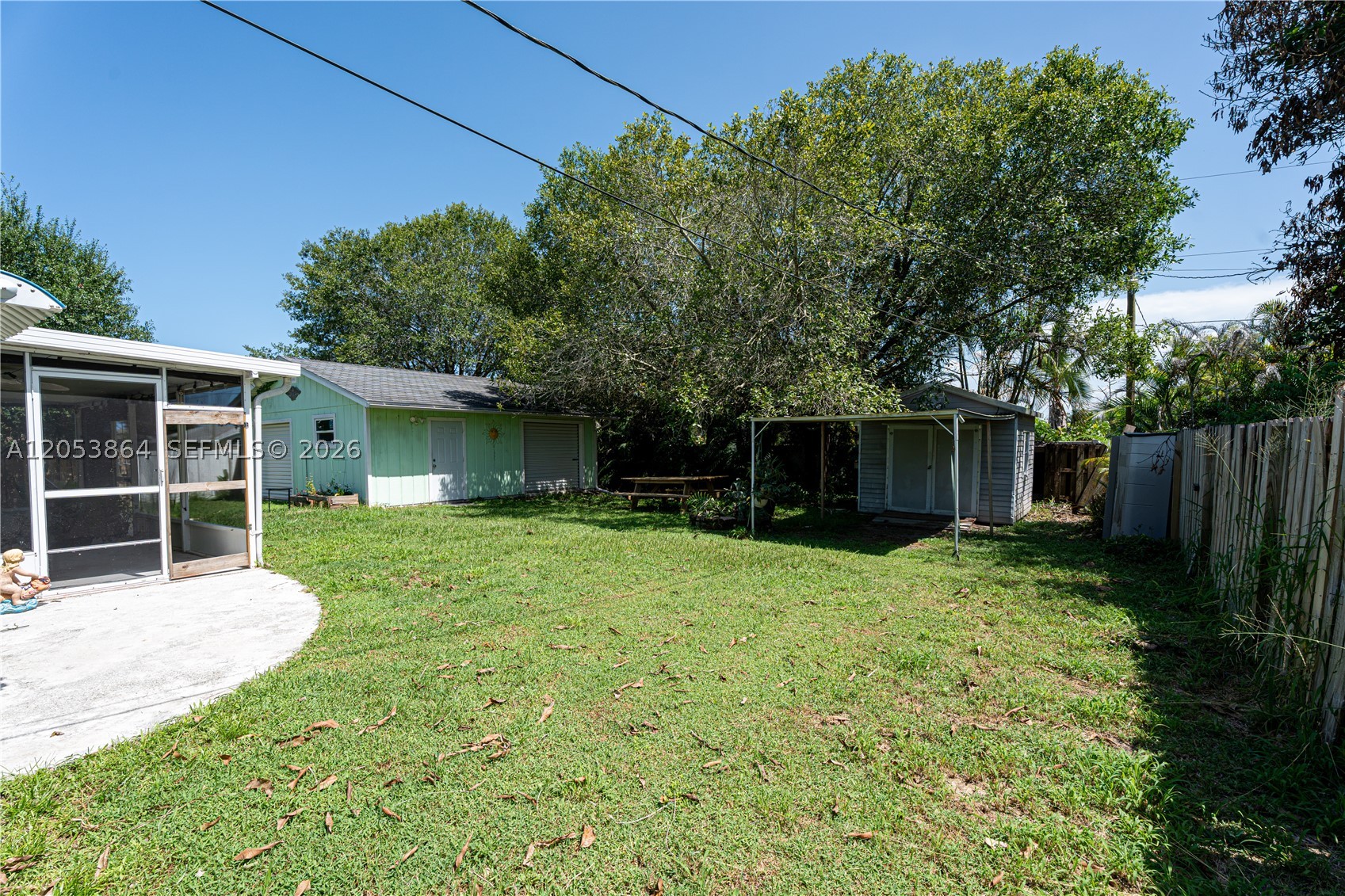 main property photo 31