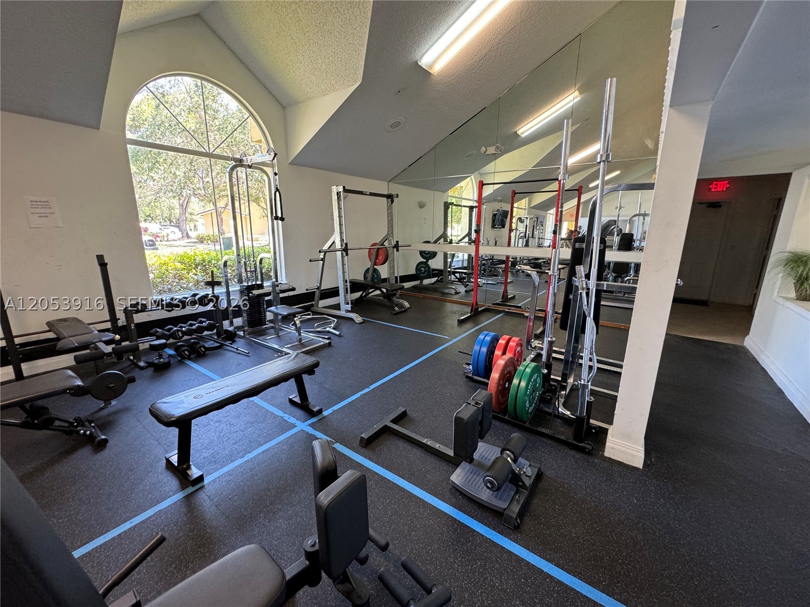 main property photo 19